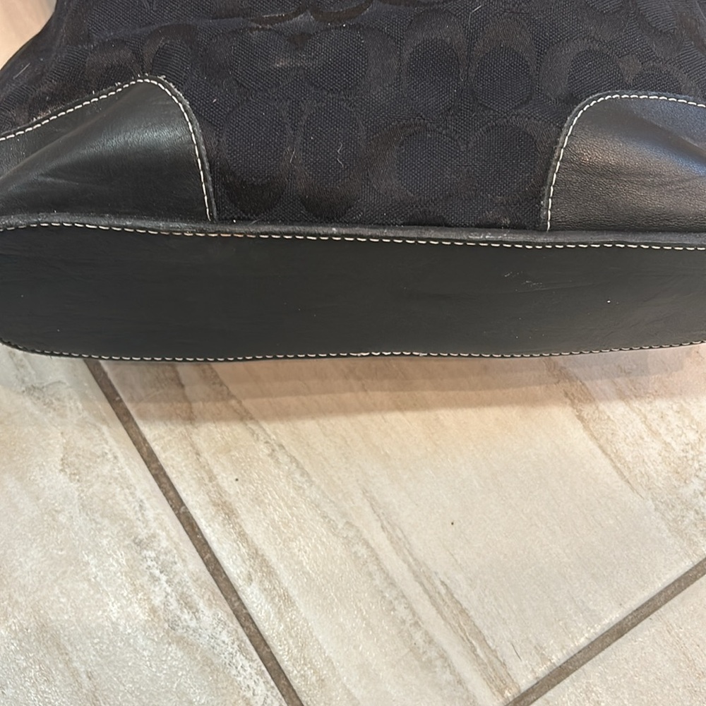 Authentic coach shoulder bag - Picture 4 of 8